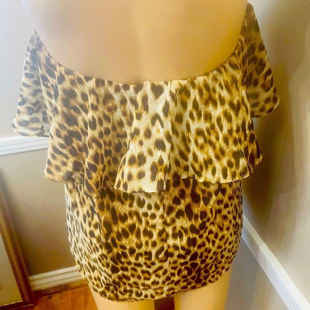 Leapard top